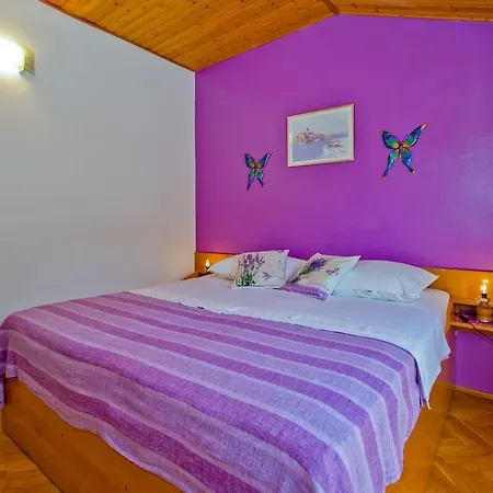 Mateljan * Zastražišće